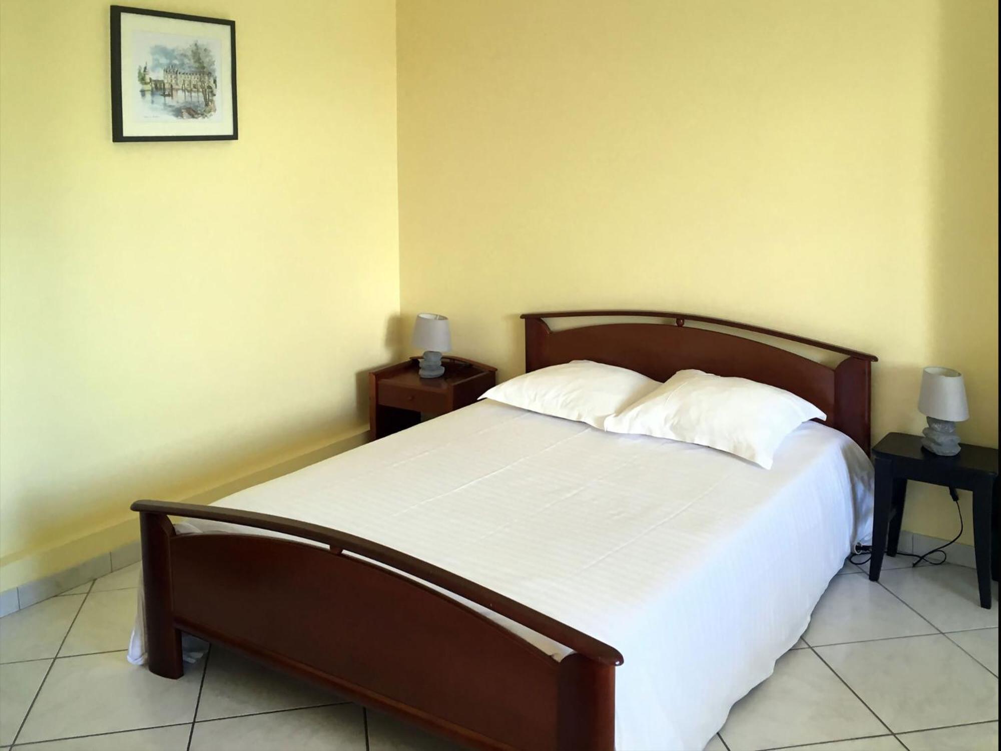 Les Agapanthes La Riche Apartment Bagian luar foto